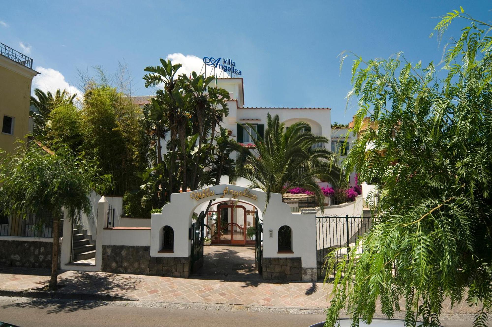 Angelica Lacco Ameno (Isola d'Ischia)